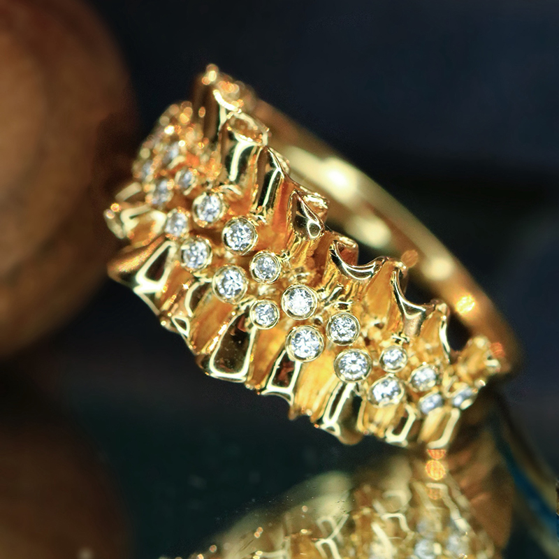Aazuo Gioielli Vintage in Oro  - Luxury Lifestyle Party recensione e prezzo