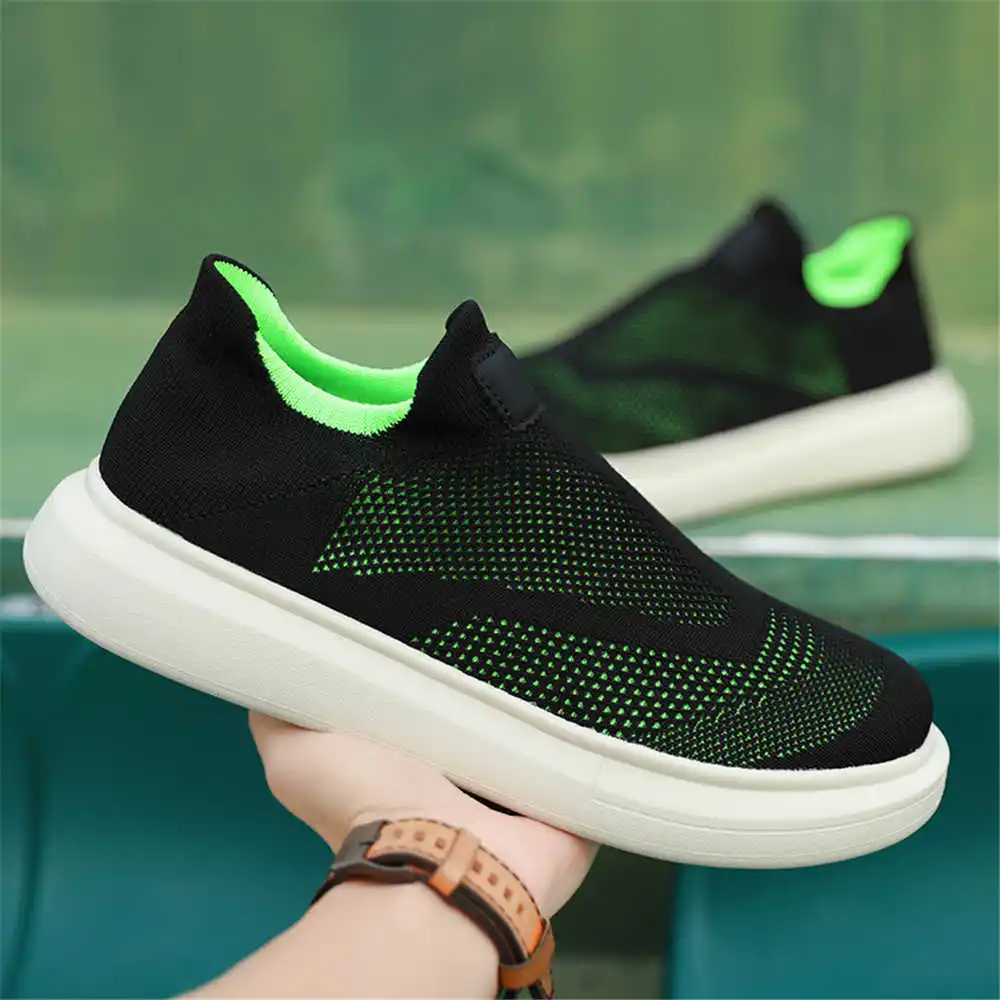 Calze con plateau scarpe marro - Luxury Lifestyle Uk recensione e prezzo